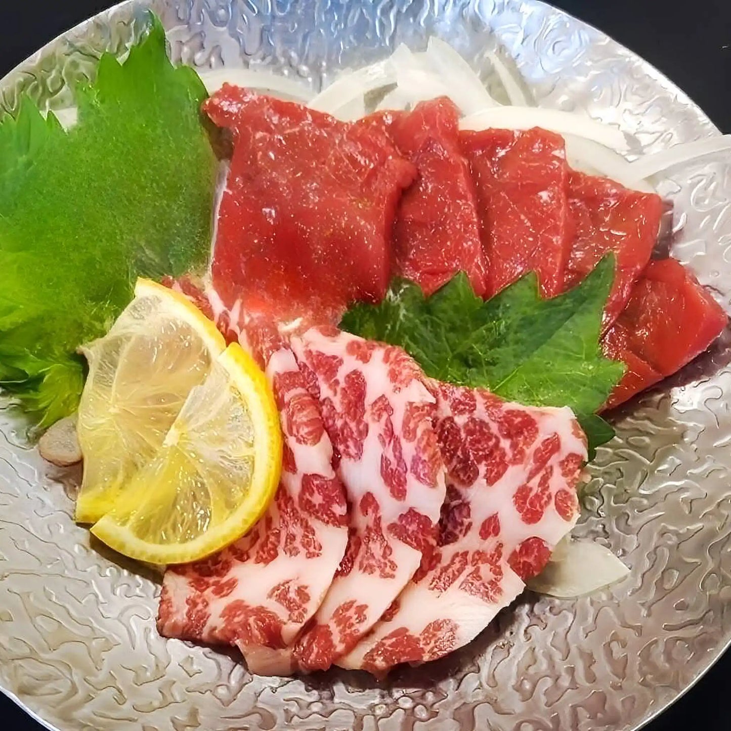 国内産 馬刺し(赤身・霜降り)